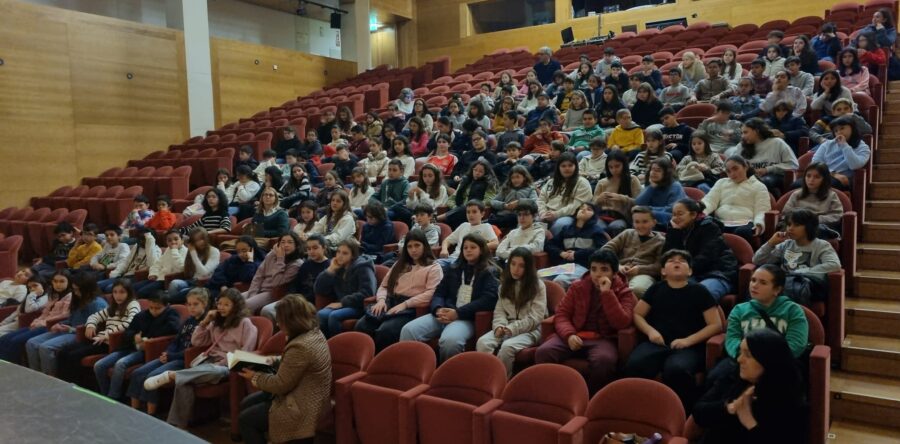 Parlamento dos Jovens: encontro com a deputada Ana Sofia Antunes